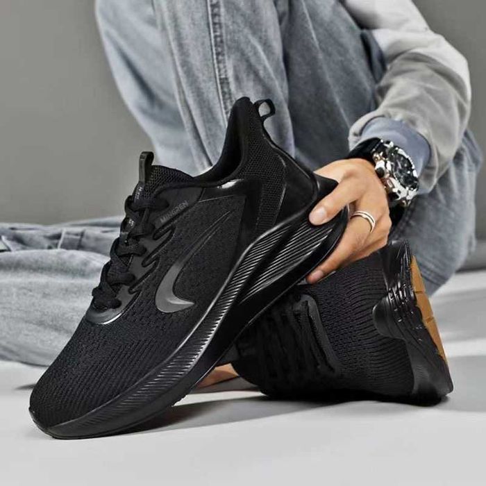 Чоловічі кросівки кроссовки весна літо сітка в стилі Nike