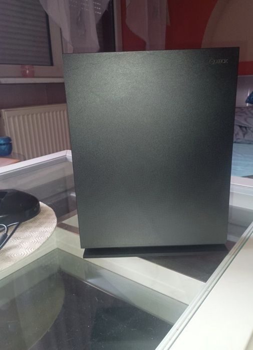 Xbox One X 1TB Edition Project Scorpio