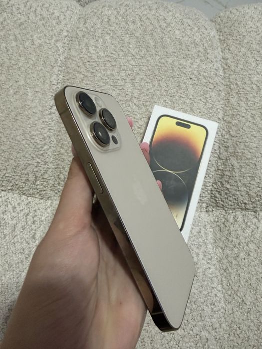 Iphone 14 pro gold