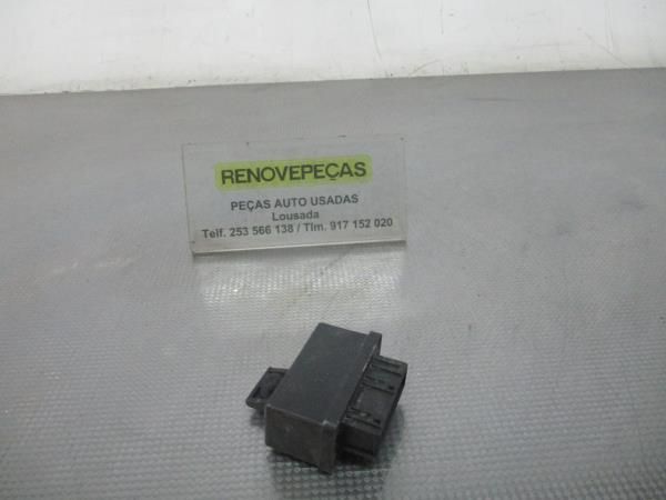 Botão / interruptor electromecânico / relé PEUGEOT Partner II
