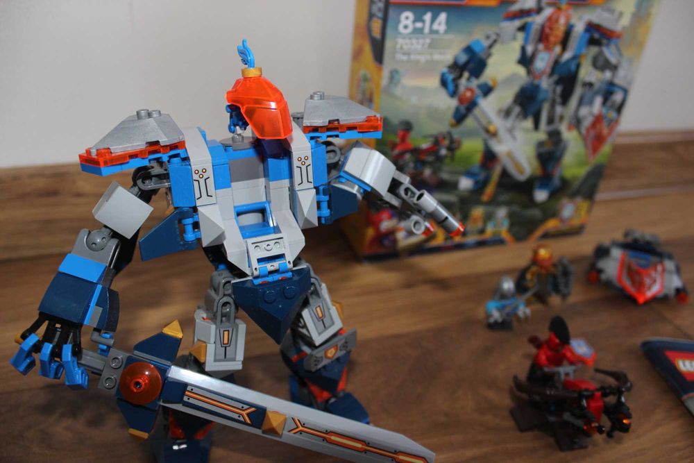 LEGO Nexo Knights 70327 Królewski Mech