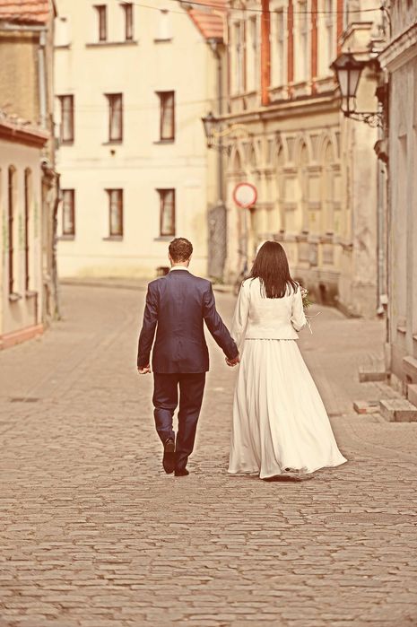 Suknia ślubna / ciążowa – elegancka, wygodna – stan bardzo dobry