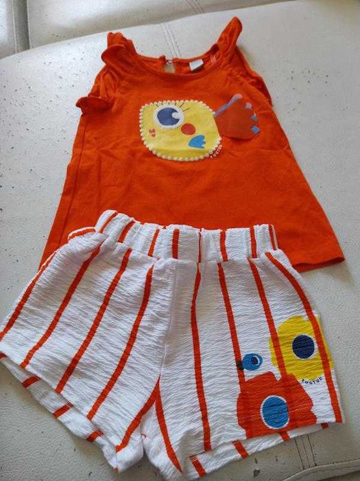 Pack de roupa da marca Tuc Tuc em tons de vermelho e azul