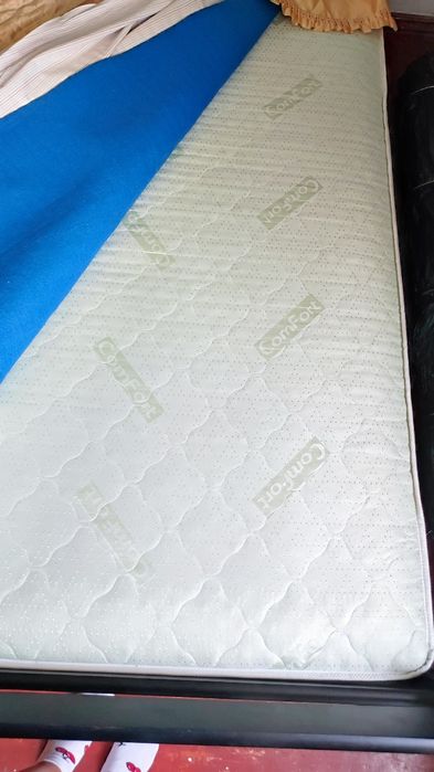 Ліжко двоспальне 180/200 бу