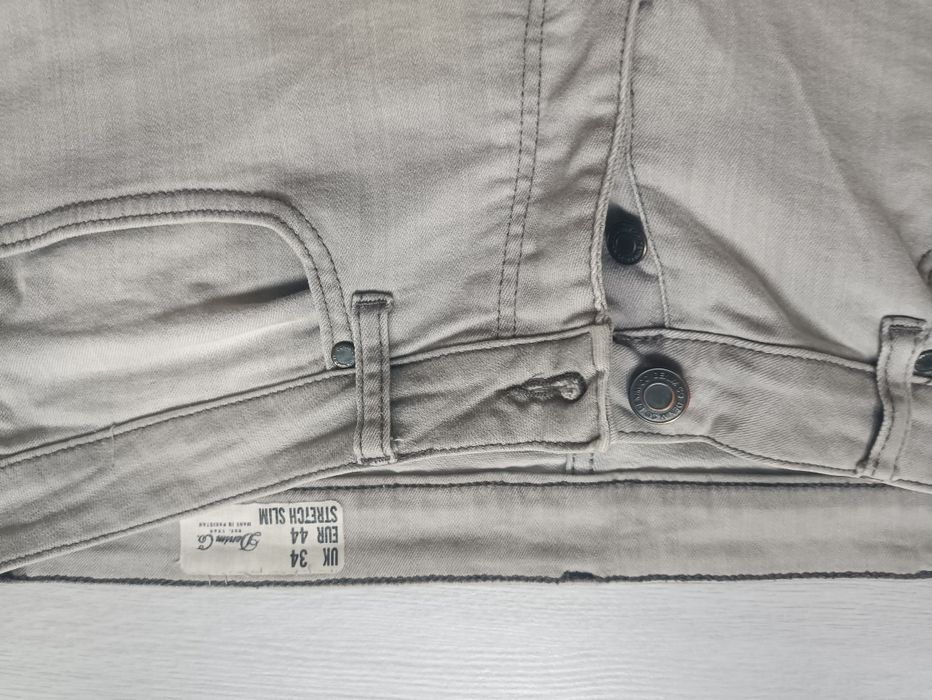 Чоловічі світло сірі джинсові і бірюзові котонові шорти