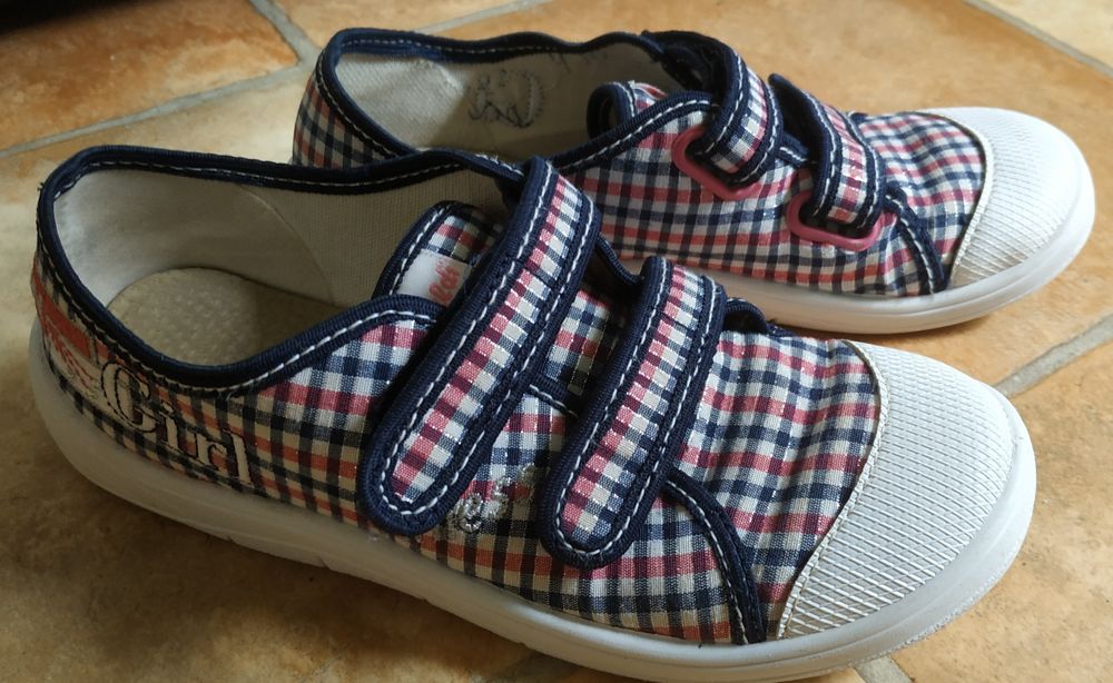 КедиWaldi  33р.,босоніжки  33 р.