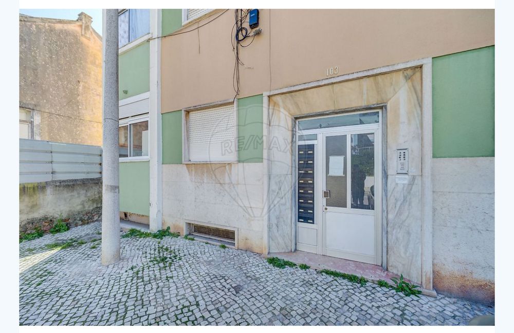 Apartamento T2 à venda em Viso setubal