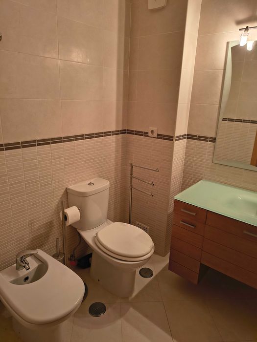 Apartamento T1 de 70 m2 úteis e mais varanda na serra de casal de cambra - junto à entrada do Belas Clube de Campo