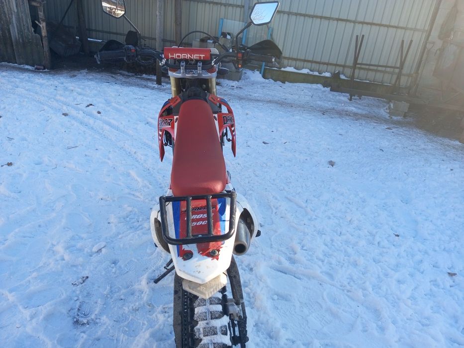 Продам мотоцикл хорнет Дакар 250