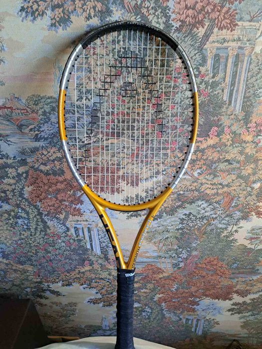 Продам тенісну ракетку Head