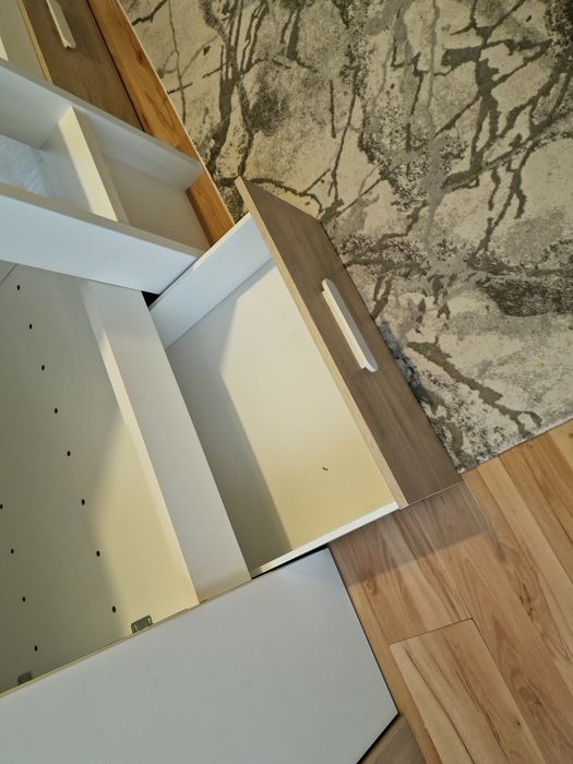 Beliche duplo com roupeiro