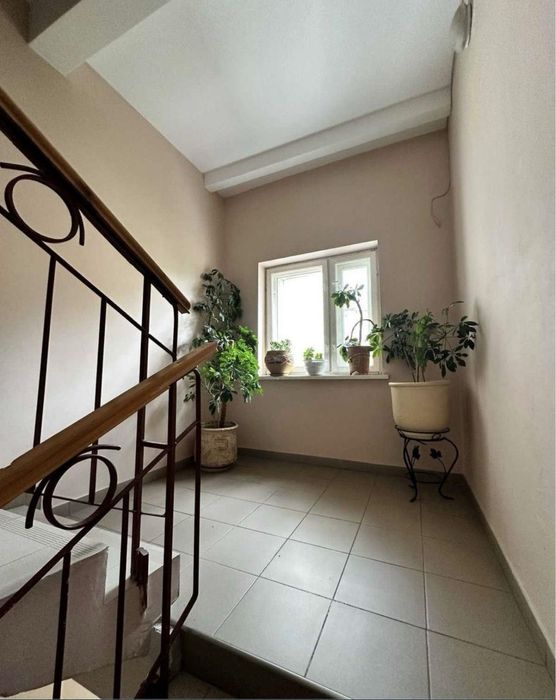 2к. квартира площею 90м², з ремонтом