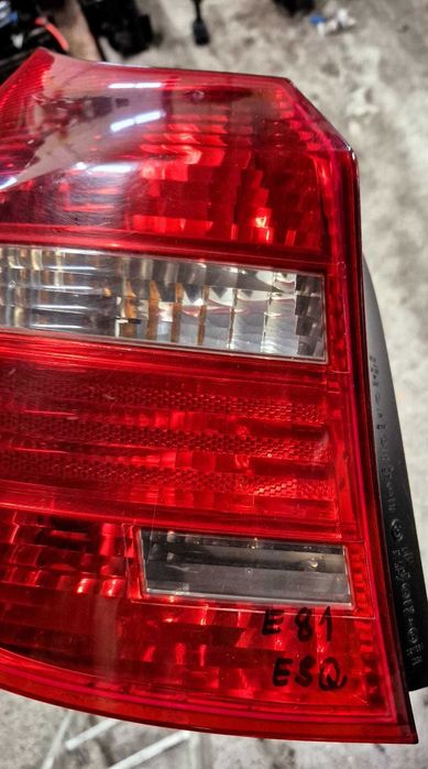 Farolim esquerdo bmw E81