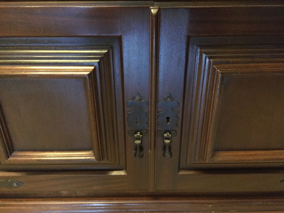 Secretary with Upper Cabinet/Faro64585399991938123