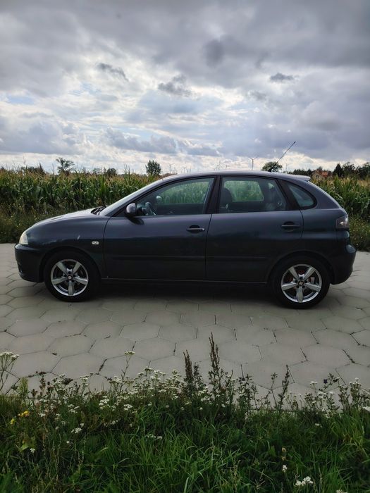 Seat ibiza 3 1.4 benzyna