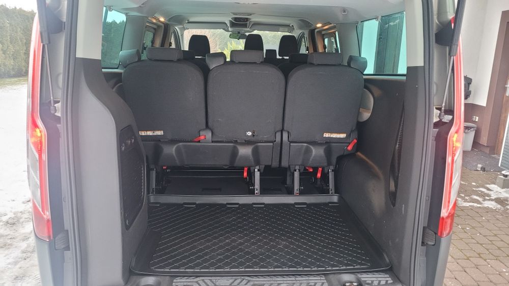 Turneo Custom Long 9 osobowy