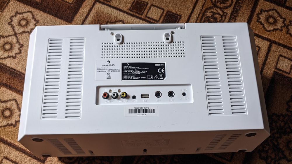 Продам немецкую стереосистему с bluetooth AunaDiscoFever(CD+G Karaoke)