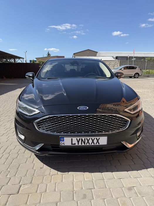 Ford Fusion 2019