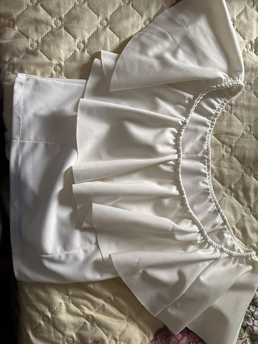 Camisolas brancas variadas