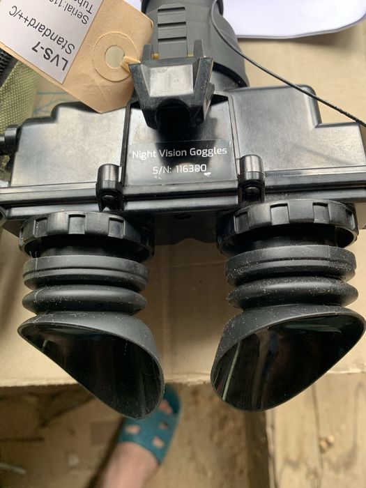 приладів нічного бачення Lahoux LVS-7