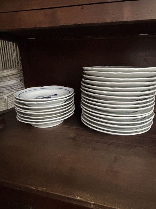 Loiça de Viana: Pratos ladeiros e fundos