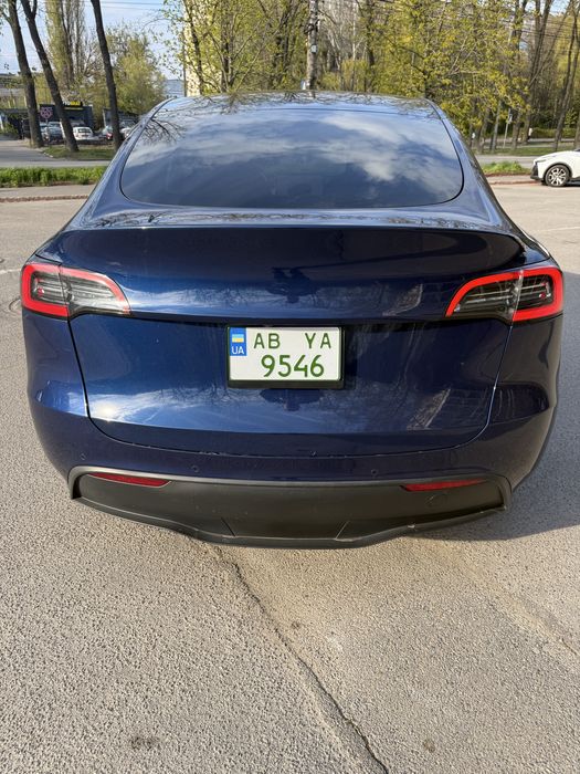 Tesla model Y 2022