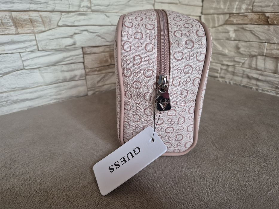 Kosmetyczka Damska Guess Blush Insignia Travel