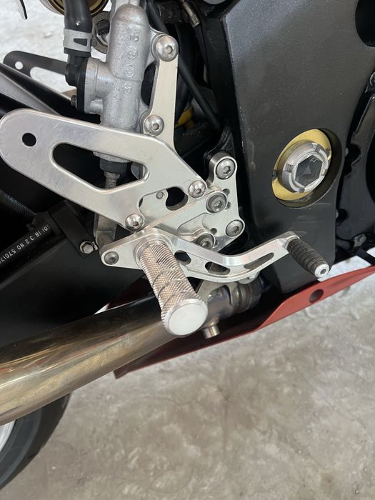 Японський мотоцикл suzuki GSXR 1000 з Японії розмитнений оригінальний пробіг!