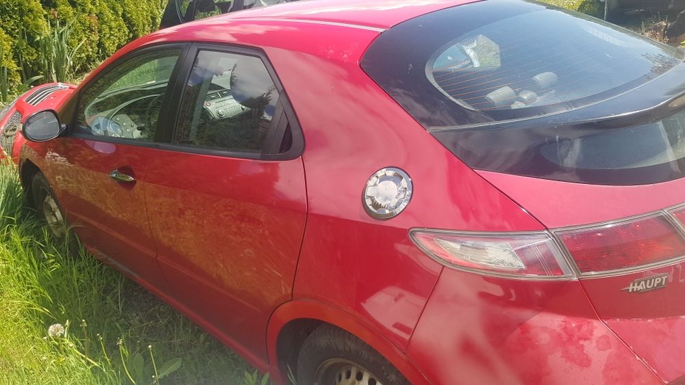 Honda civic ufo  benzyna 2010rok