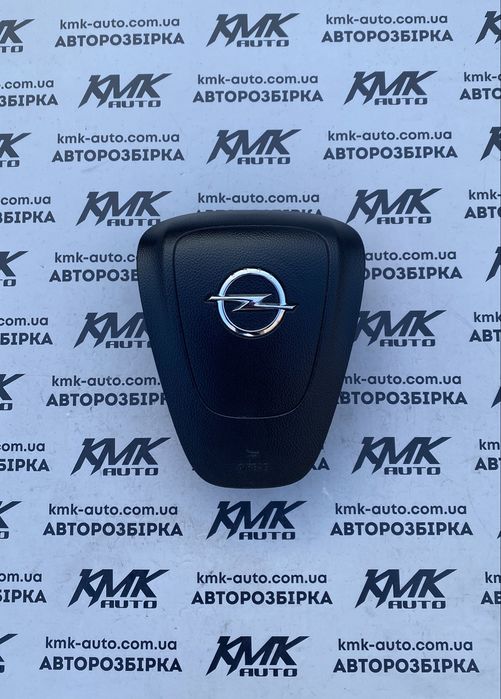 Подушка безпеки в руль Opel Insignia 08-13р. GM 13270401