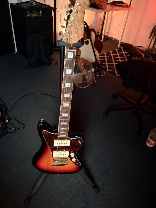 Guitarra Harley Benton JA-60SB Vintage Series