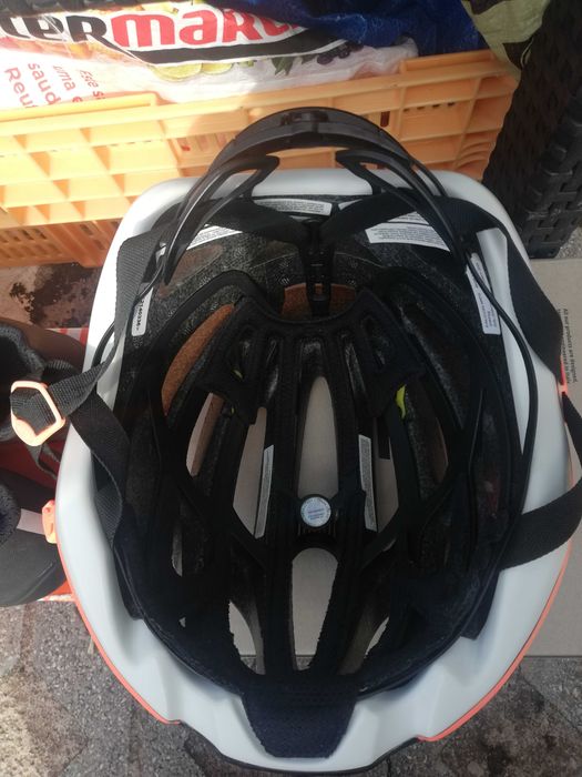 Capacete de ciclismo Bell Falcon