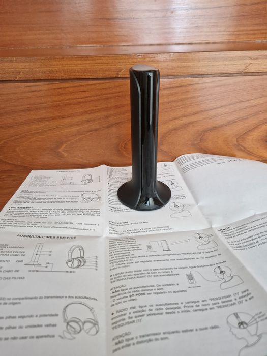 Transmissor para auscultadores sem fios