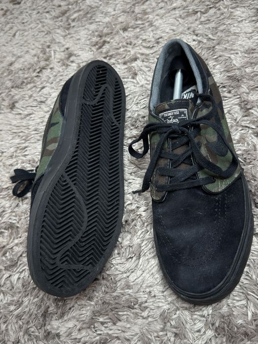 Ténis Nike SB Janoski Black Camo