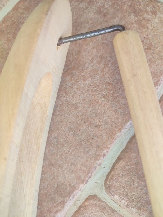 Cabide/ cruzeta em madeira