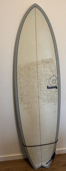 Prancha de surf profissional como nova