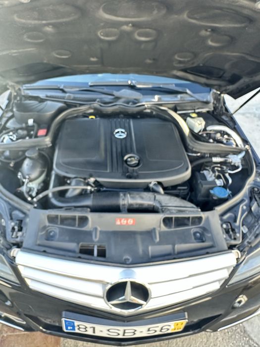 Mercedes-Benz 220 — fotografia 8