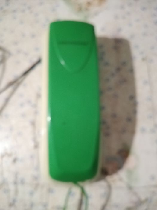 Vendo telefone verde bom estado
