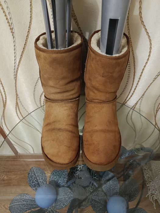 Супер теплые ботинки UGG Classic Short Bomber натур кожа на овчине