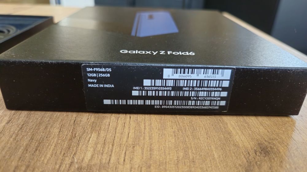Samsung galaxy z fold 6 256g Navy