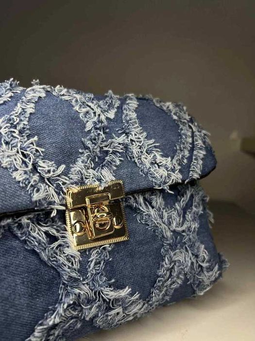 Torebka niebieska na łańcuszku elegancka boho