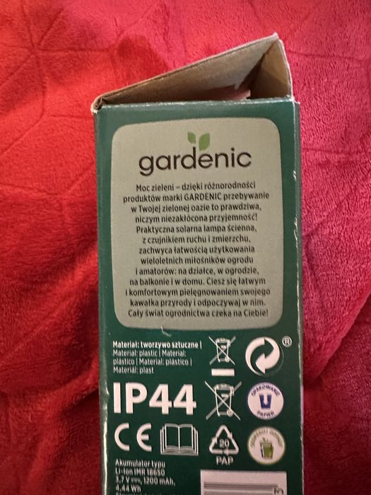 Solarna lampa ścienna LED 100 diod + czujnik ruchu IP44 nowa