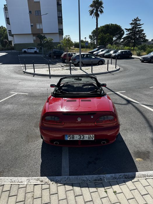 MG MGF — fotografia 12
