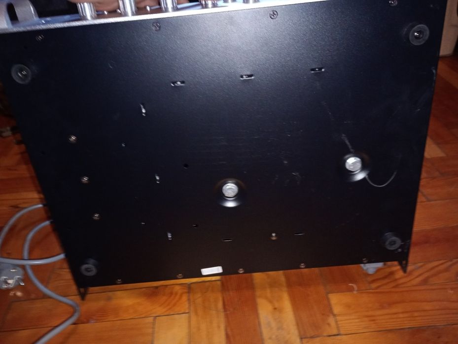 Усилитель трансляцилнный Younasi Y - 1300SU