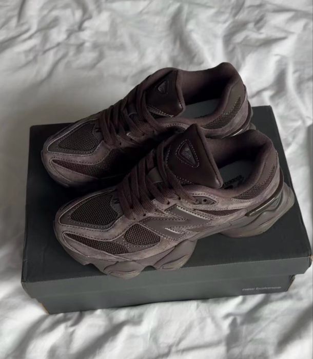 New balance 9050 brown