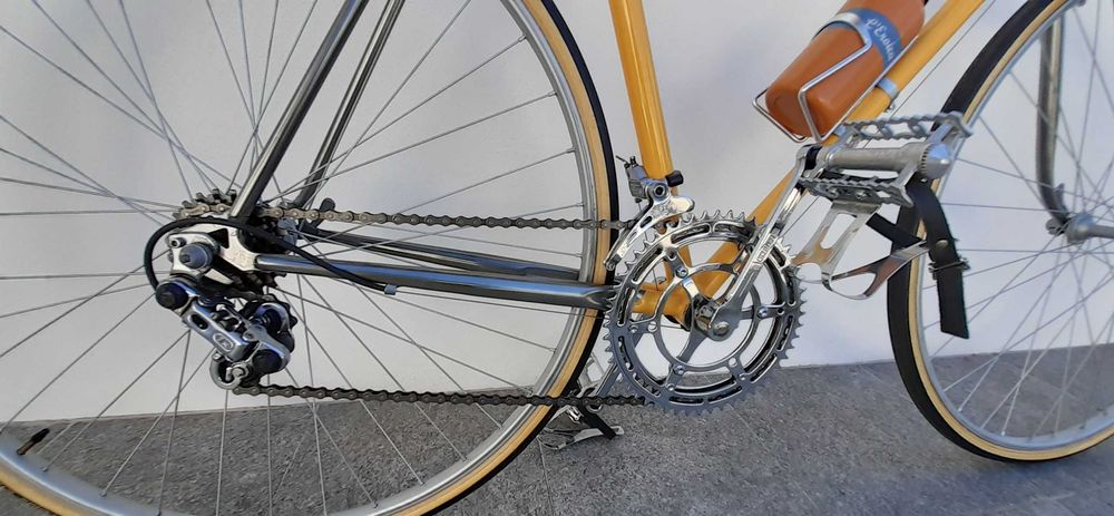 Bicicleta Vintage completamente restaurada