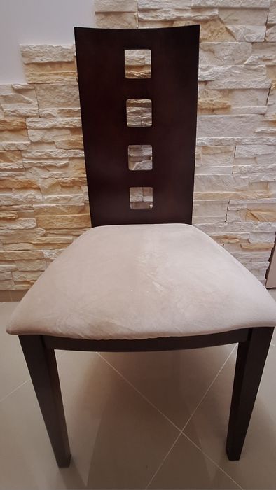 Stół rozkładany plus 6 krzeseł 140x90