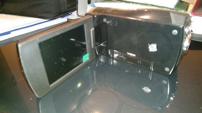 Camera for filming with viewfinder64737840682754121