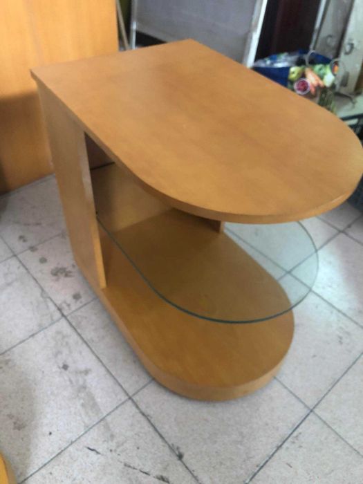 2 moveis expositores /apoio para loja