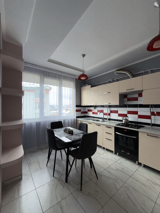 Світло 24/7! 2 к подобово(ринок, Козявкіна)